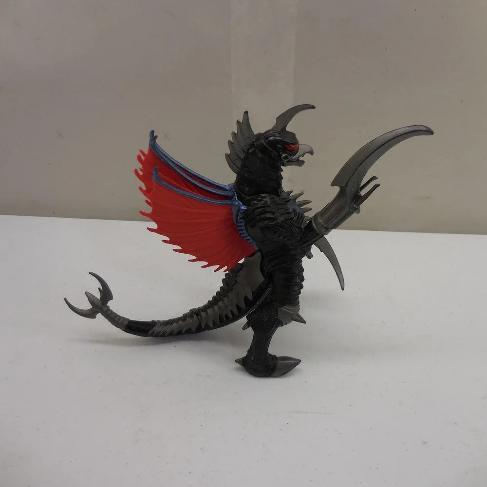 Playmates Godzilla Final Wars Gigan Action Figure 2020 Toho Kaiju Black Red 7in